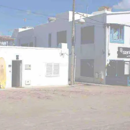 Villa Surf House 5 Chambres 12 Lits *