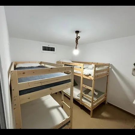 Villa Surf House 5 Chambres 12 Lits *